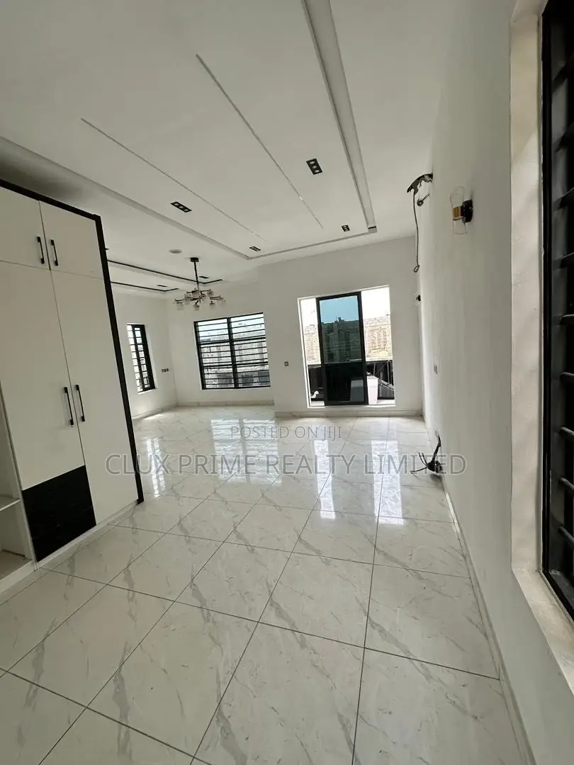 5bdrm Duplex in Ado / Ajah for sale in Ado / Ajah