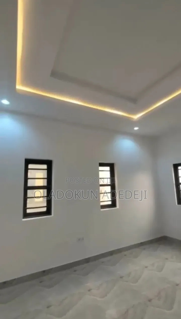 Furnished 2bdrm Block of Flats in Oregon, Oregun for rent in Oregun