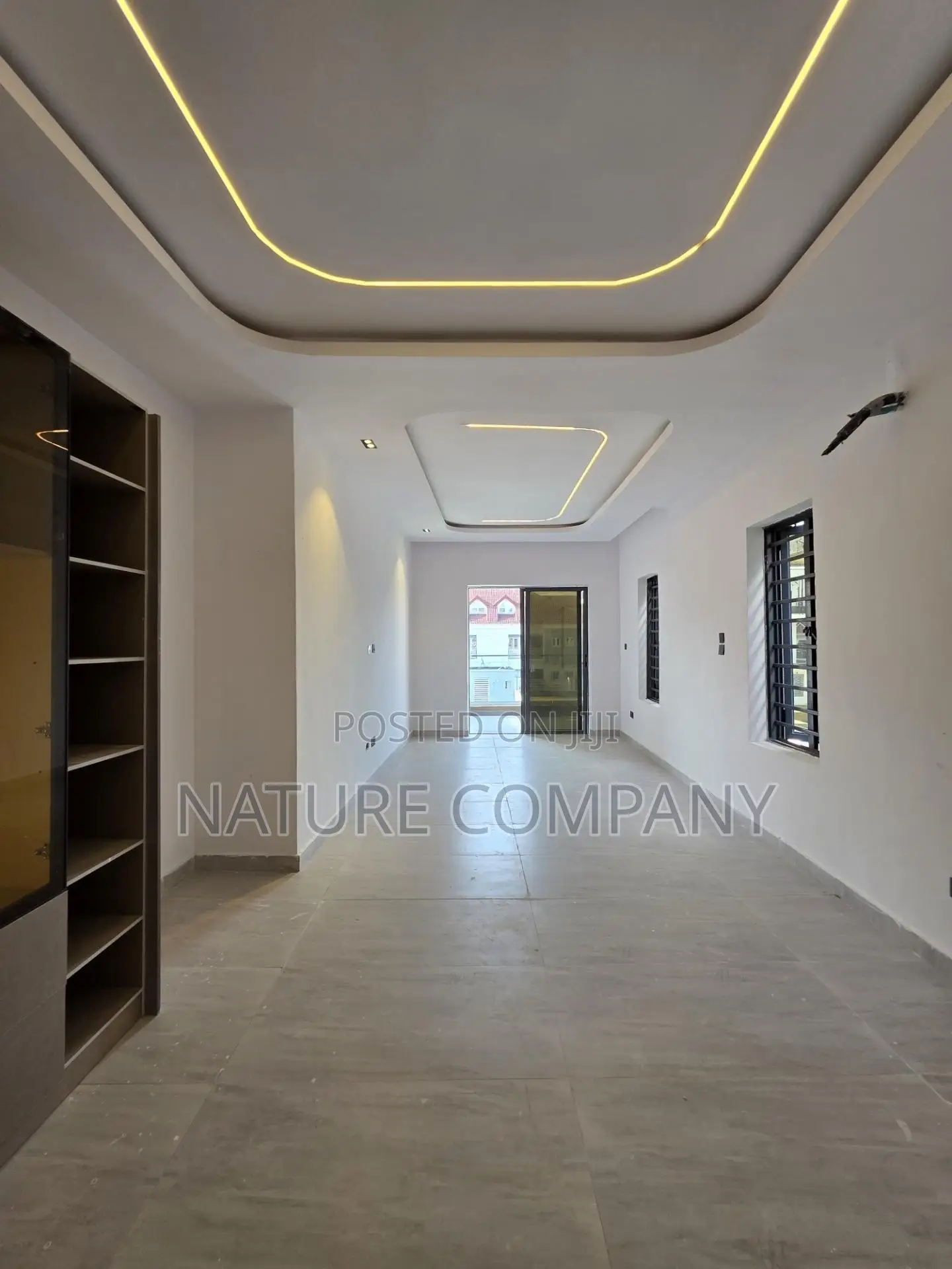 5bdrm Duplex in Omole Phase 2 for sale in Omole Phase 2