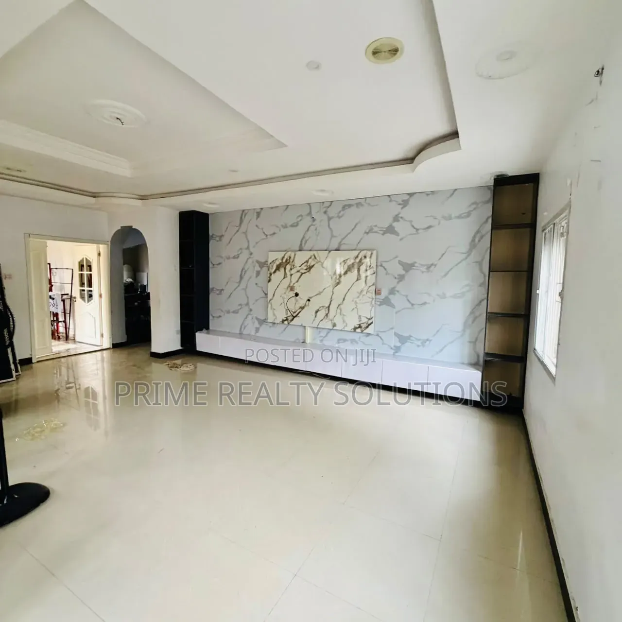 5bdrm Duplex in ๐๐ก๐จ๐ฆ๐๐ฌ ๐๐ฌ๐ญ๐๐ญ๐ ๐๐ฃ๐๐ก, Thomas Estate for rent in Thomas Estate