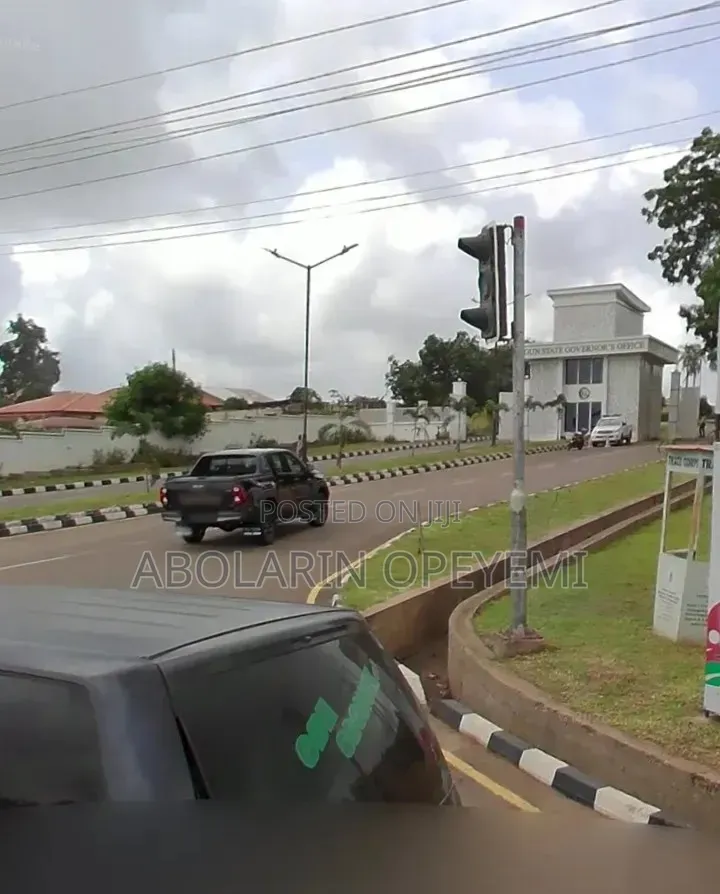 4 Plots of Land Beside Precious Pharmacy Oke Mosan (Sidipon Estate)abk in Abeokuta South