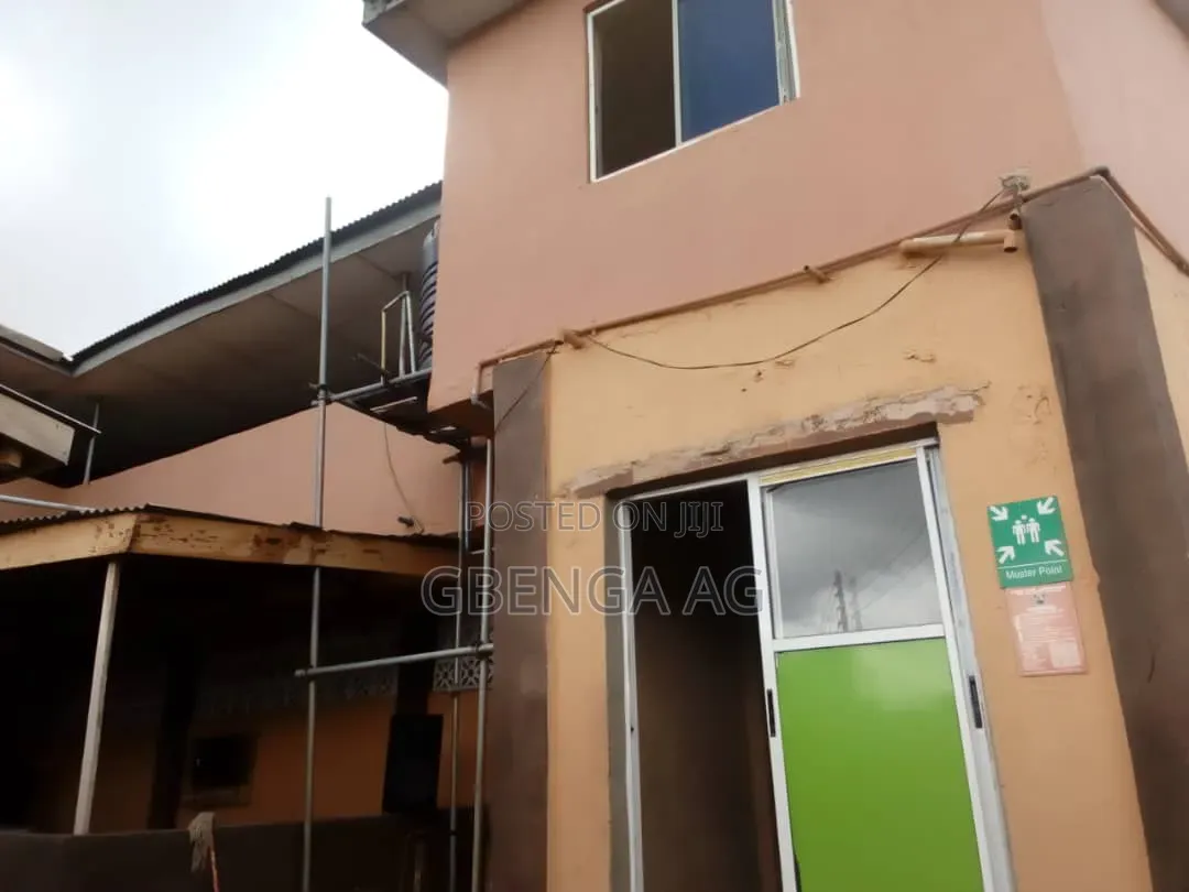 Functioning 14 Rooms Hotel to Let at Command Meiran Lagos in Meiran