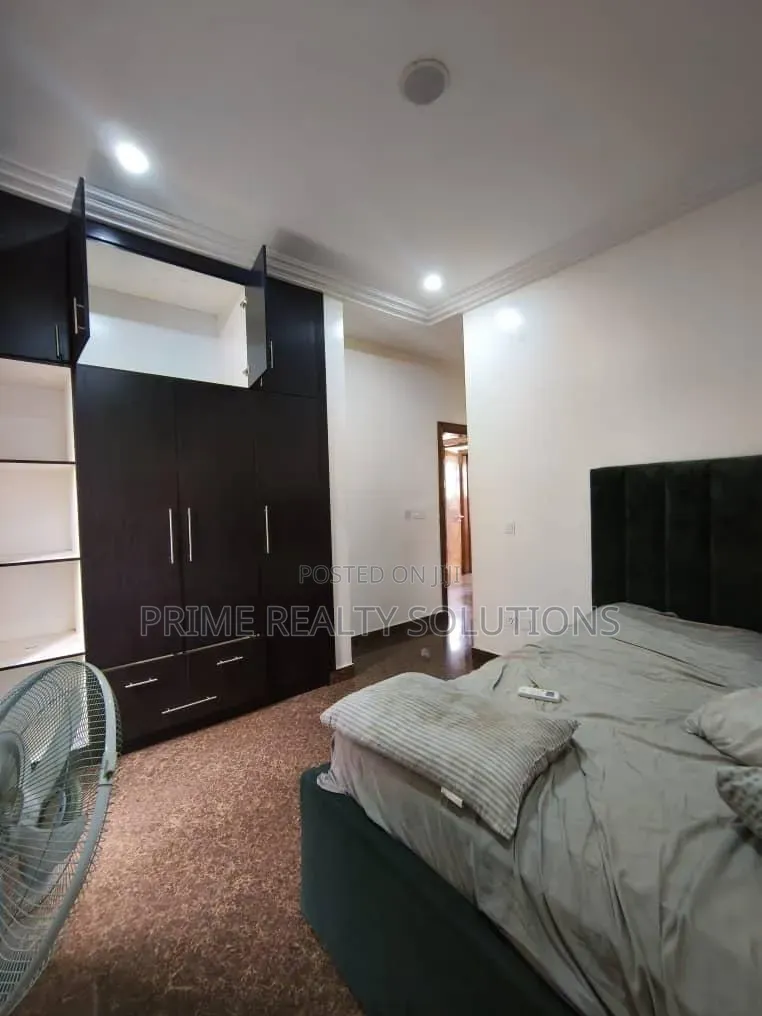 Furnished 3bdrm Townhouse / Terrace in 𝐋𝐄𝐊𝐊𝐈 𝐏𝐇𝐀𝐒𝐄 1, Lekki Phase 1 in Lekki Phase 1