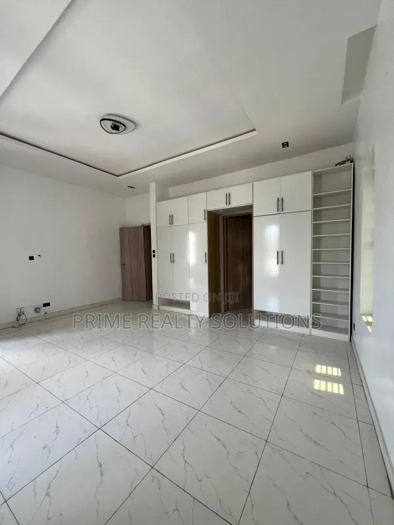 5bdrm Duplex in 𝐎𝐫𝐜𝐡𝐢𝐝 𝐫𝐤𝐚𝐝, Lekki Expressway for rent in Lekki Expressway