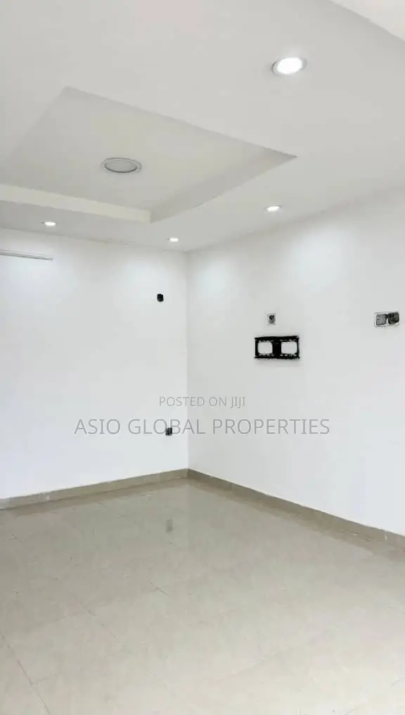 4-Units of Newly Built Commercial Spaces for Rent in Lekki Phase 1 in Lekki Phase 1