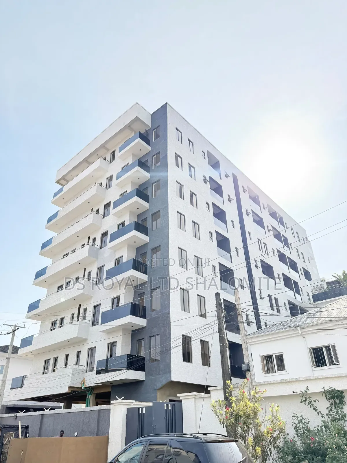 3bdrm Block of Flats in Victoria Island Extension for sale in Victoria Island Extension