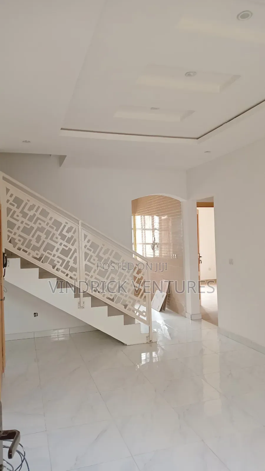 3bdrm Penthouse in Off Mobil Road Ilaje for rent in Ilaje / Lekki