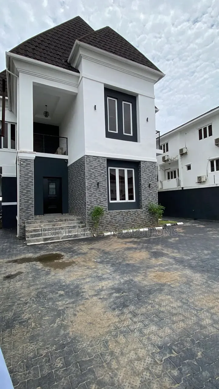 6bdrm Duplex in 𝐎𝐧𝐢𝐫𝐮, 𝐕𝐢, Victoria Island Extension for rent in Victoria Island Extension