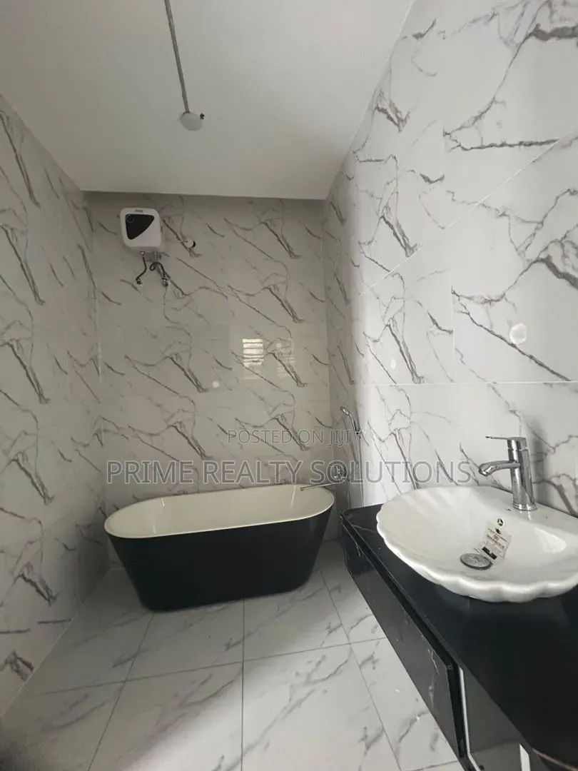 4bdrm Duplex in ‎𝐎𝐫𝐜𝐡𝐢𝐝, Lekki Expressway for rent in Lekki Expressway