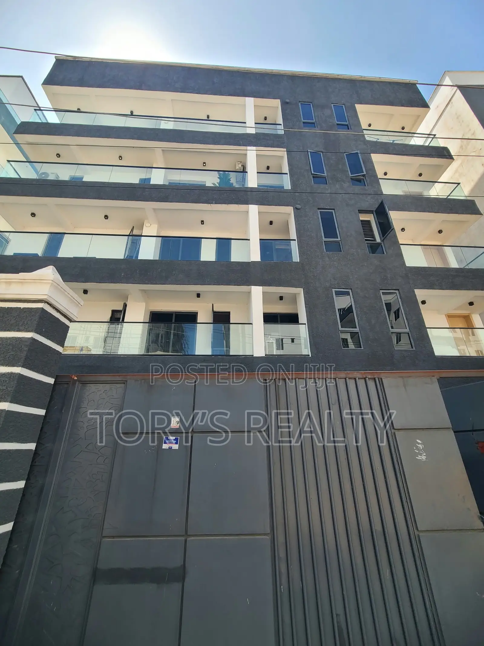 2bdrm Apartment in Lekki Phase 1 for rent in Lekki Phase 1