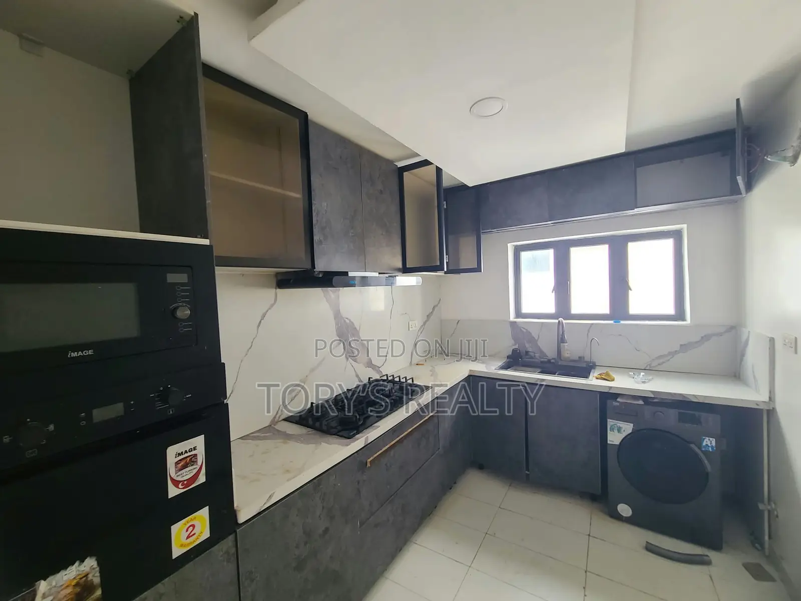 2bdrm Apartment in Lekki Phase 1 for rent in Lekki Phase 1
