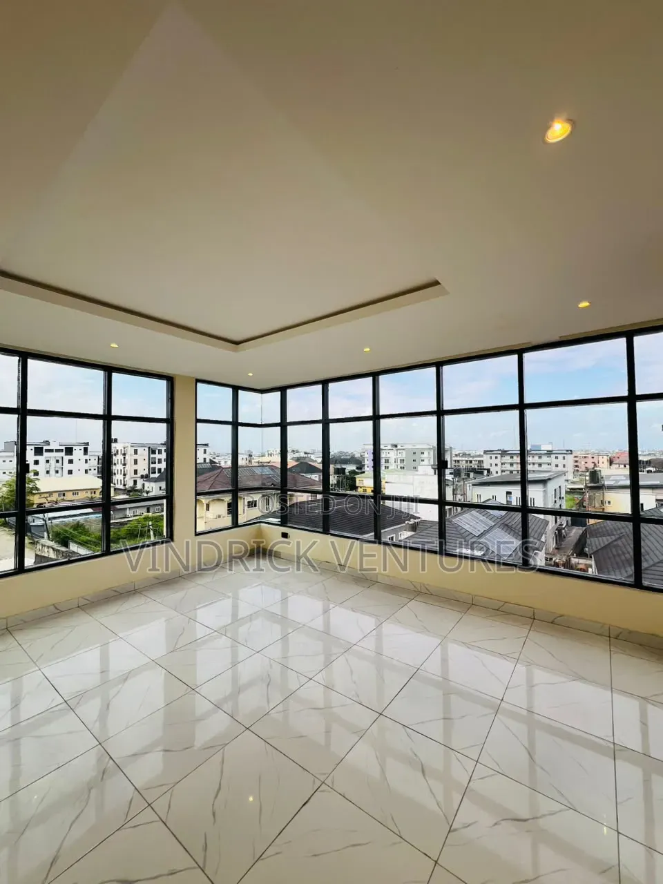 2bdrm Apartment in Lekki Ilasan Ikate for sale in Ilasan