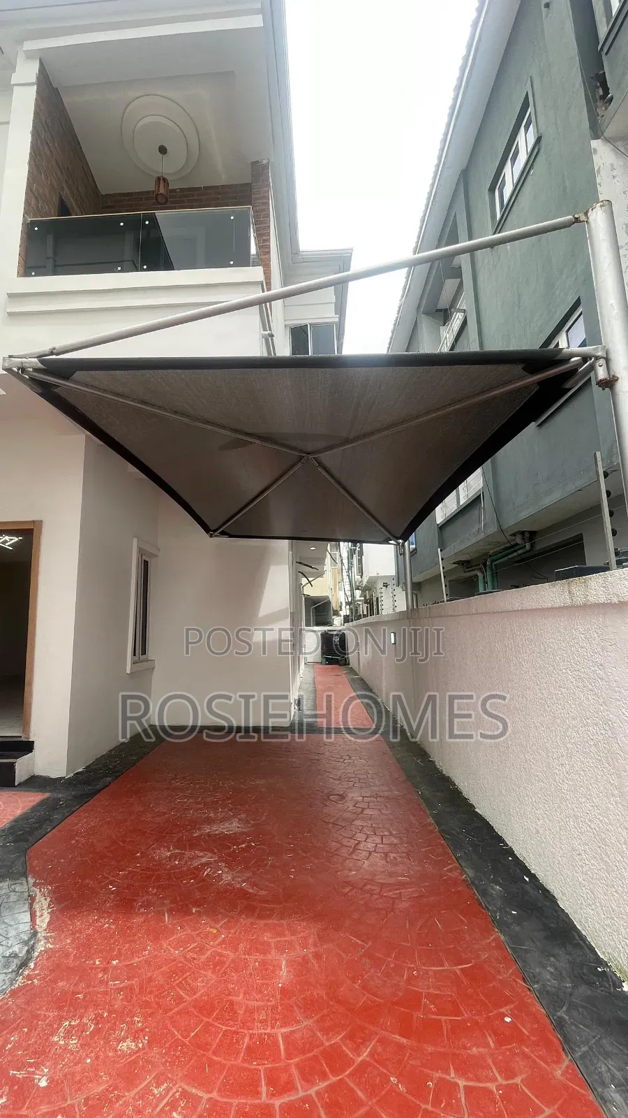 4bdrm Duplex in Oral Estate, Chevron for sale in Chevron