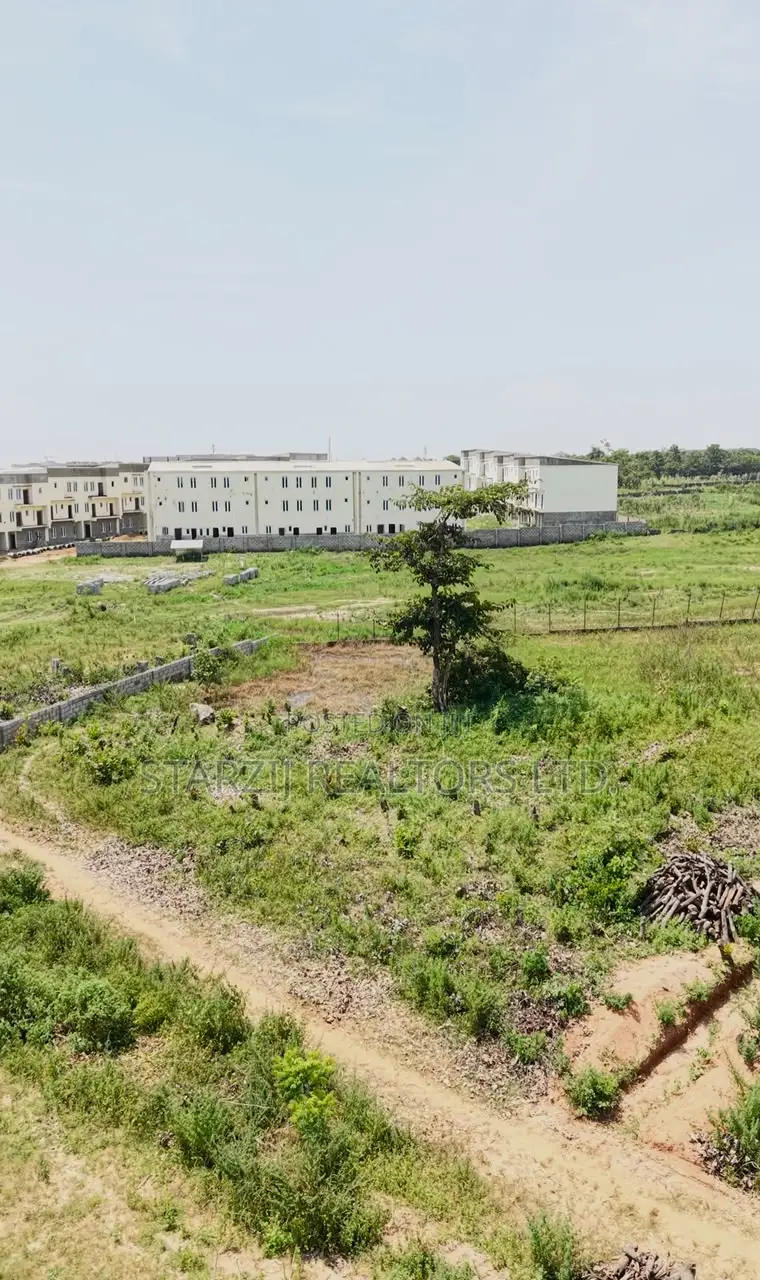 A Residential Land Measuring 1,500sqm in Dakibiyu