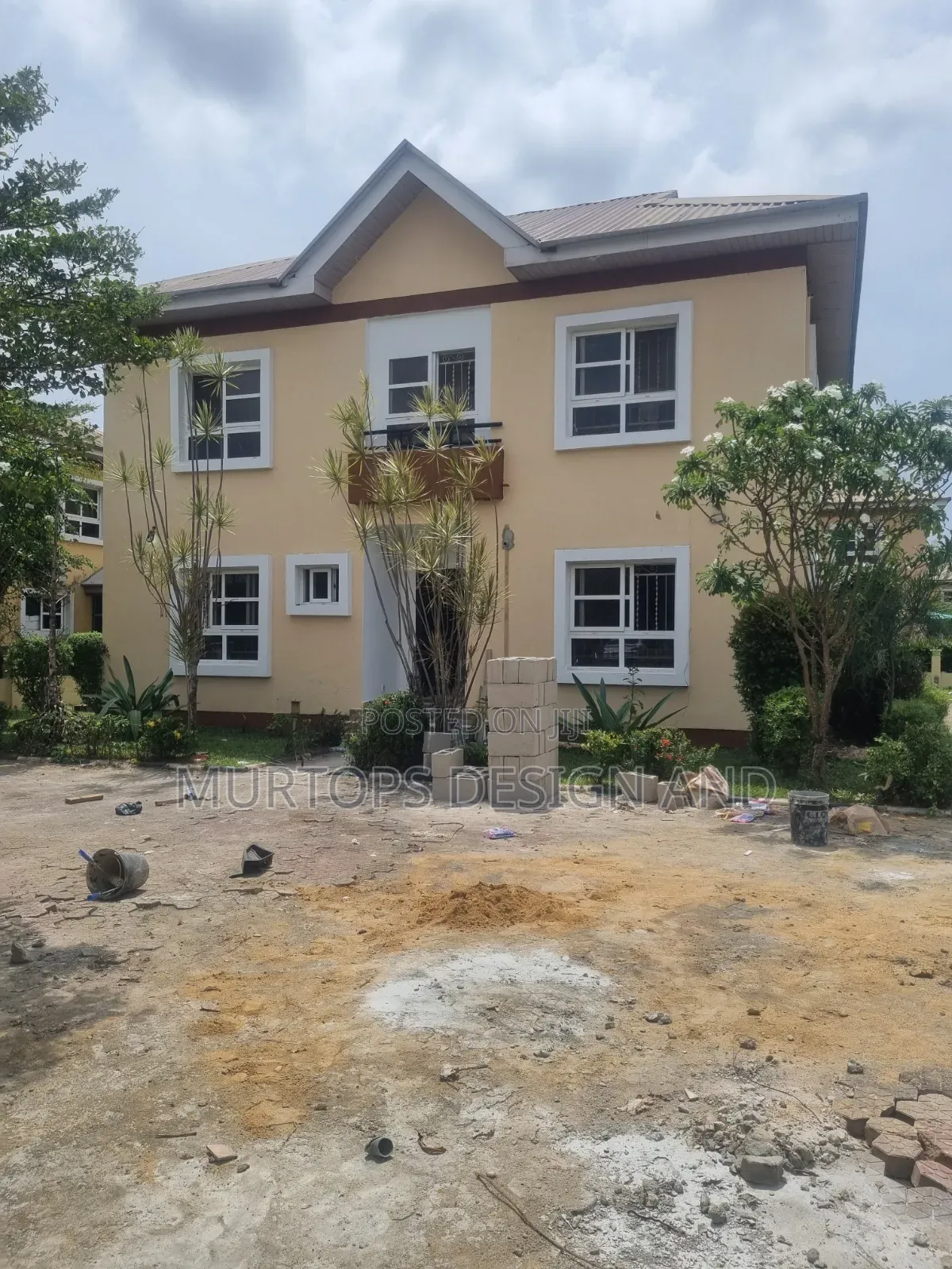 Studio Apartment in Northern Fourshore, Chevron for rent in Chevron