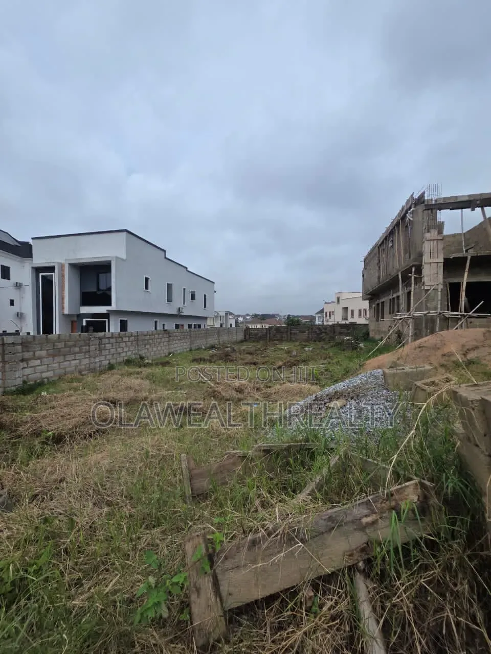 500sqm Residential Land at Carlton Gate Estate, Akobo in Akobo