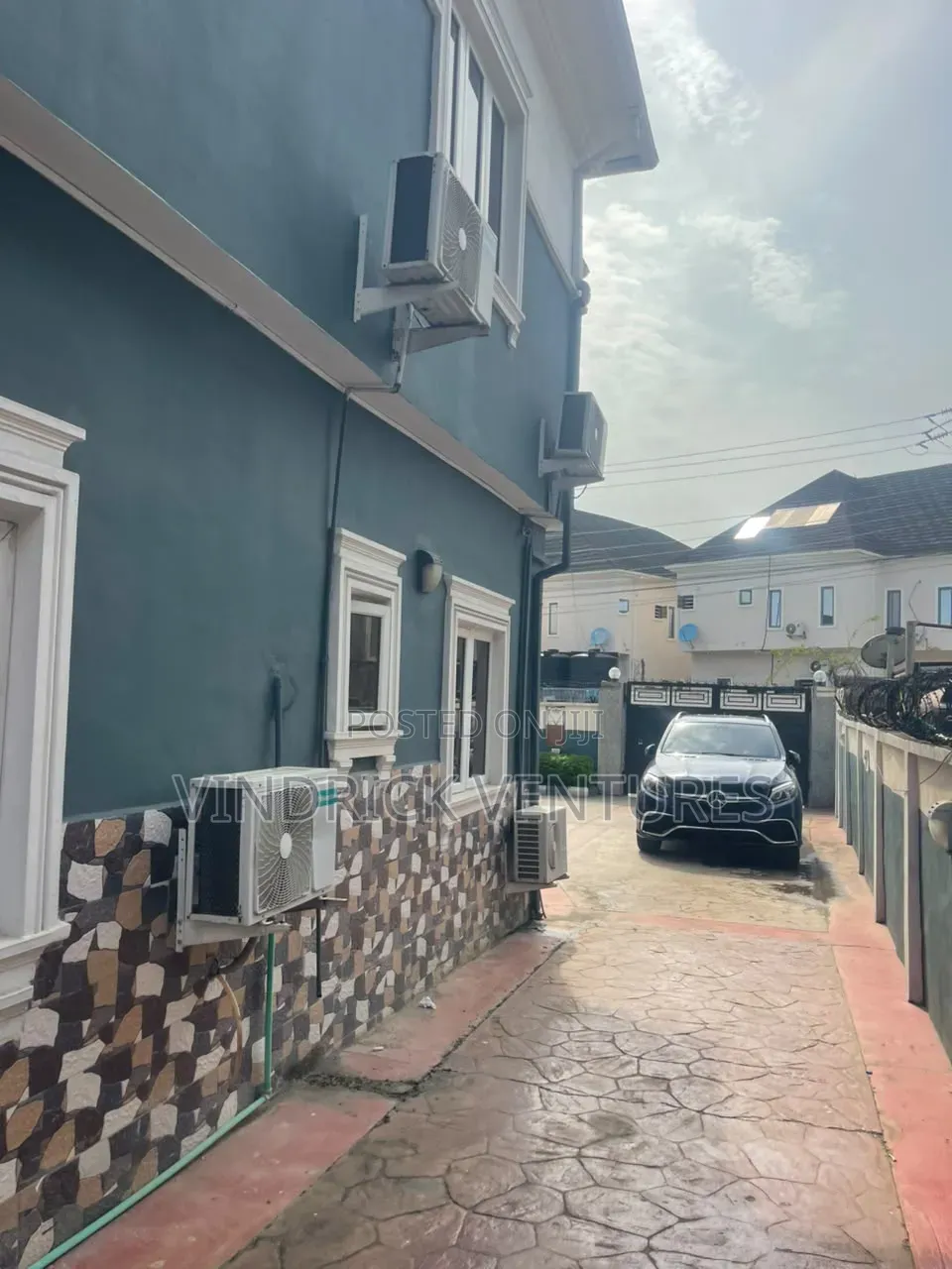 2bdrm Block of Flats in Ikota Gra for rent in Ikota