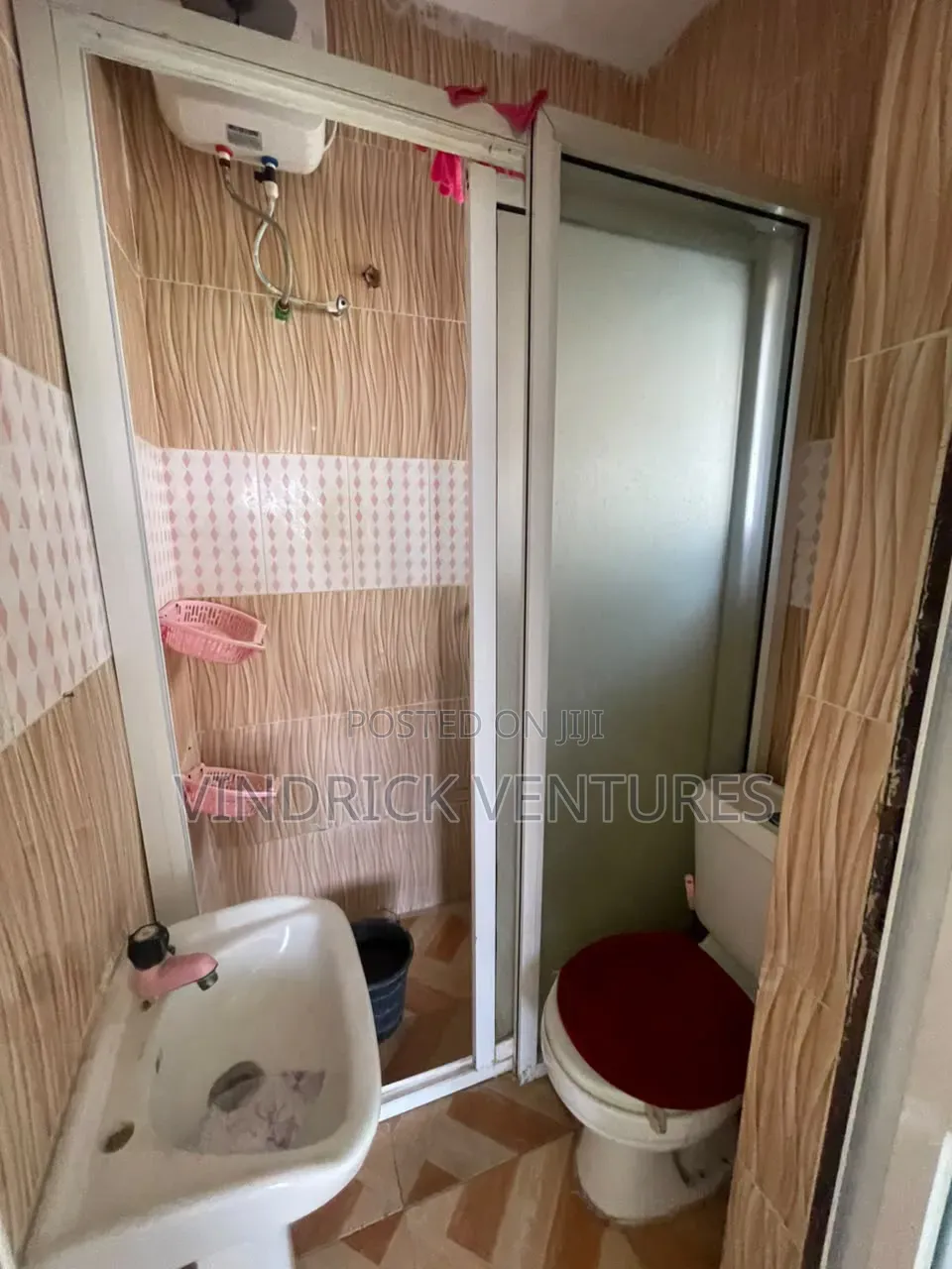 2bdrm Block of Flats in Ikota Gra for rent in Ikota