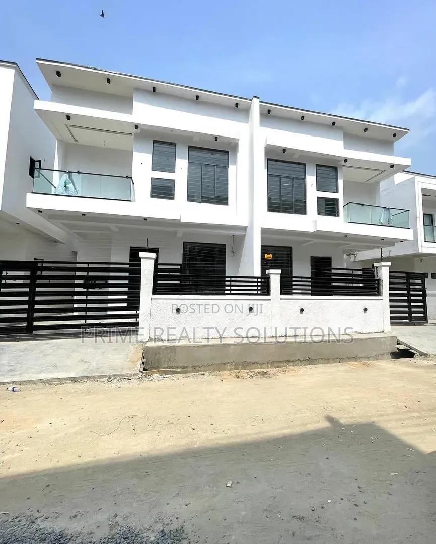 4bdrm Duplex in ๐๐ฃ๐๐ก, Lekki Expressway for rent in Lekki Expressway