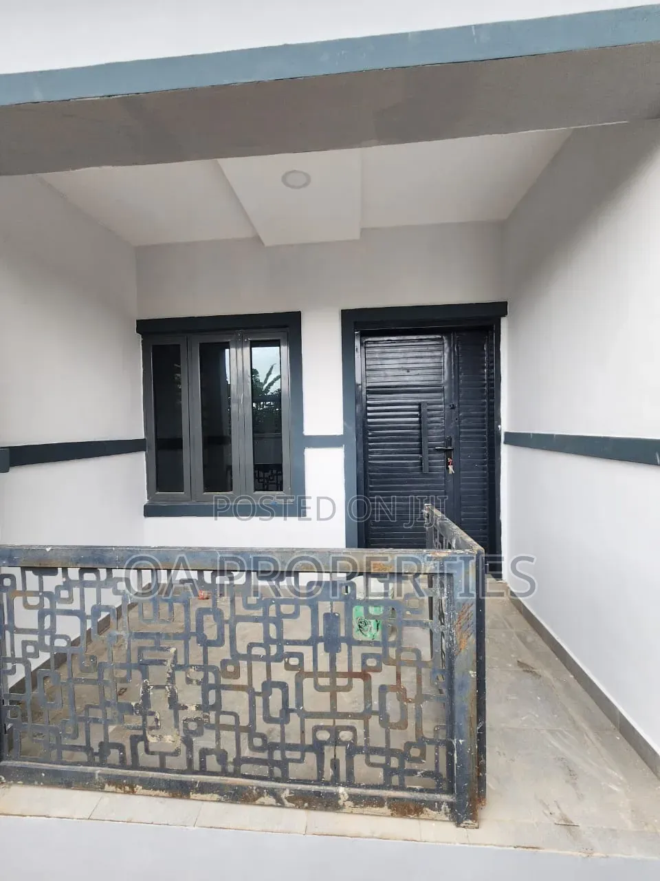 2bdrm Block of Flats in Adeoyo Gra, Off for rent in Ibadan