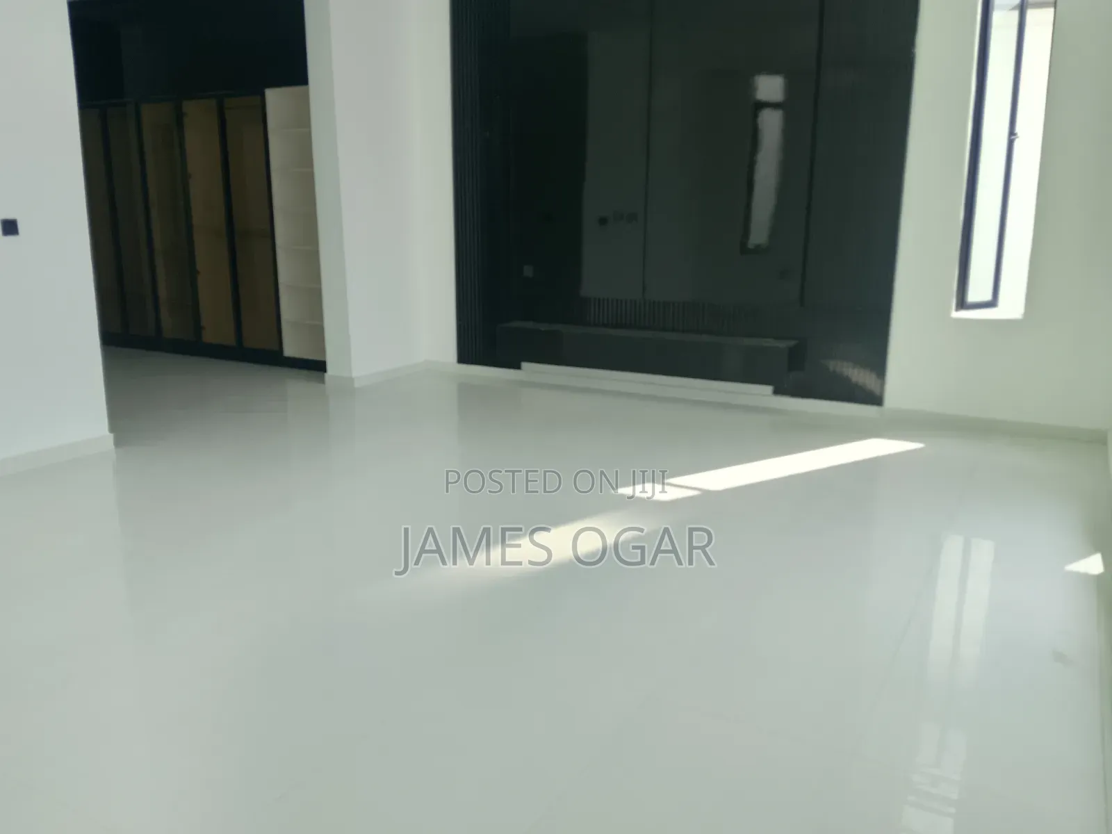 5bdrm Duplex in Royal Pines, Lekki Expressway for sale in Lekki Expressway