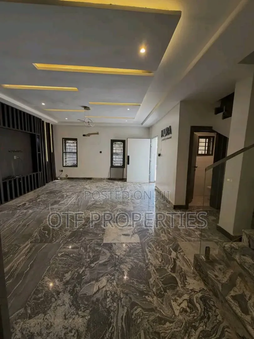 5bdrm Duplex in Wuse Zone for rent in Zone 1 / Wuse