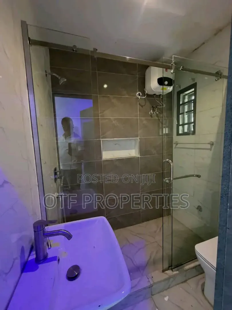 5bdrm Duplex in Wuse Zone for rent in Zone 1 / Wuse