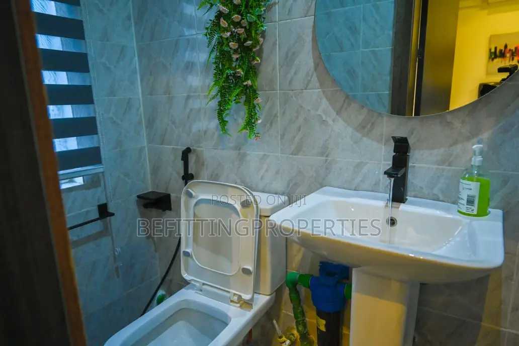 Furnished 2bdrm Apartment in Lekki Phase 1 for sale in Lekki Phase 1