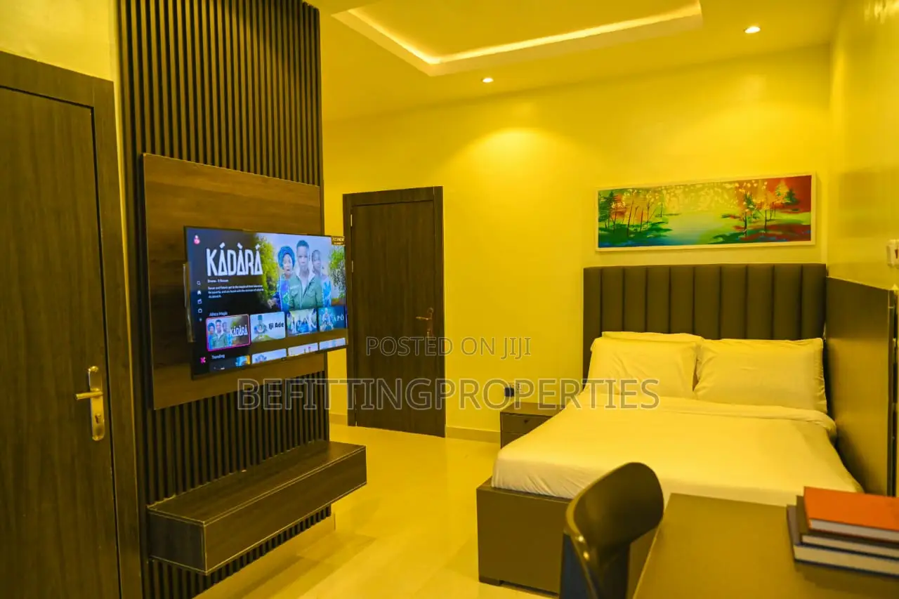 Furnished 2bdrm Apartment in Lekki Phase 1 for sale in Lekki Phase 1