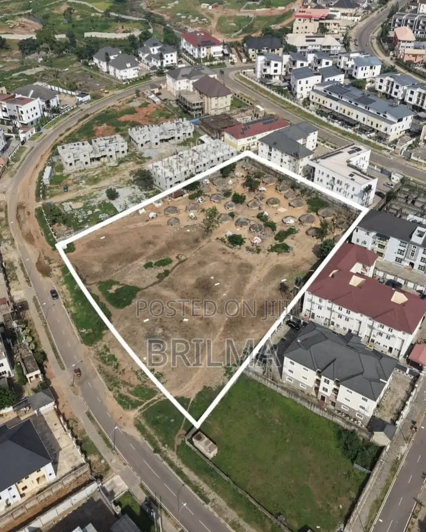 8000sqm Residential Land in Wuye for Sale in Wuye