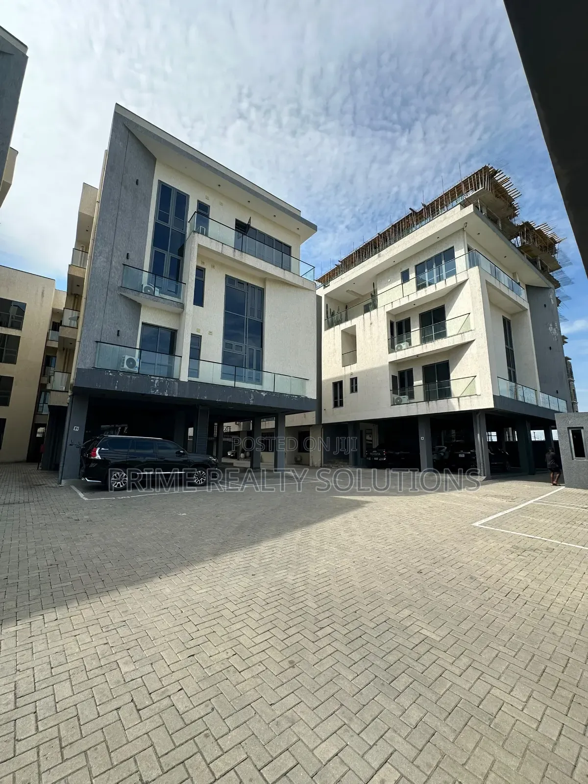 Furnished 2bdrm Apartment in Lekki Phase 1 for sale in Lekki Phase 1