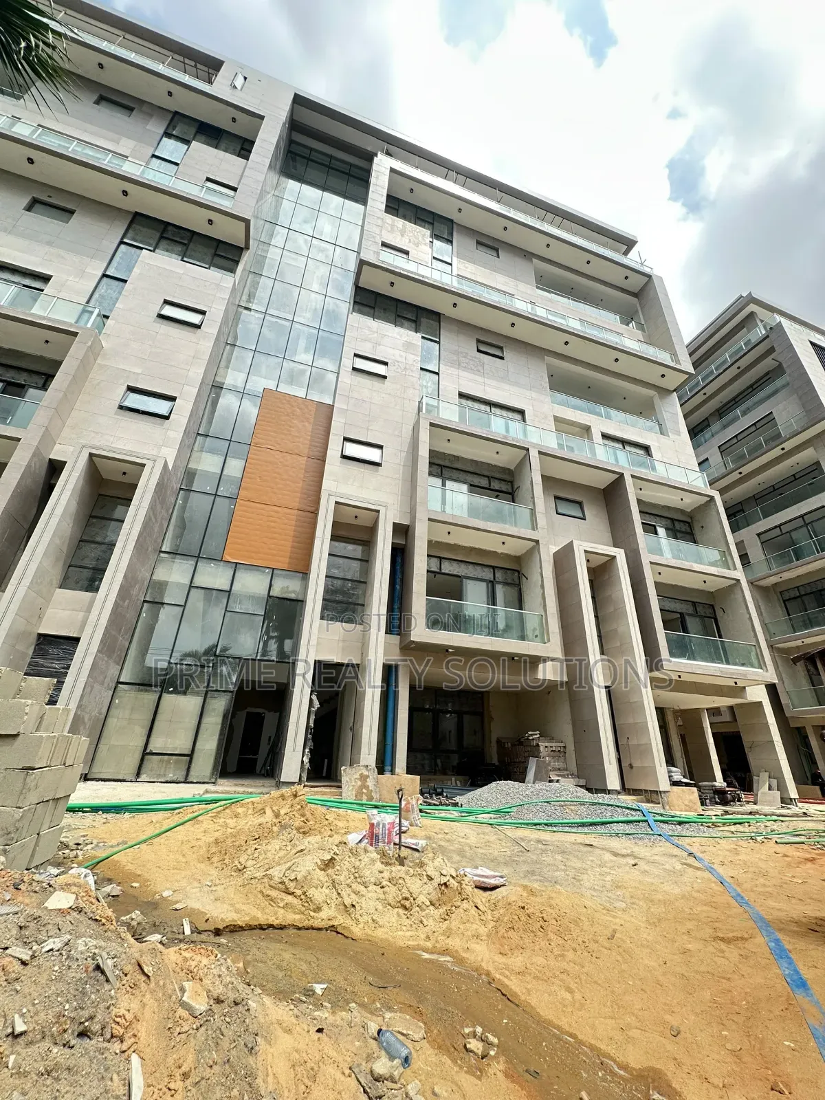 4bdrm Penthouse in Old Ikoyi for sale in Old Ikoyi