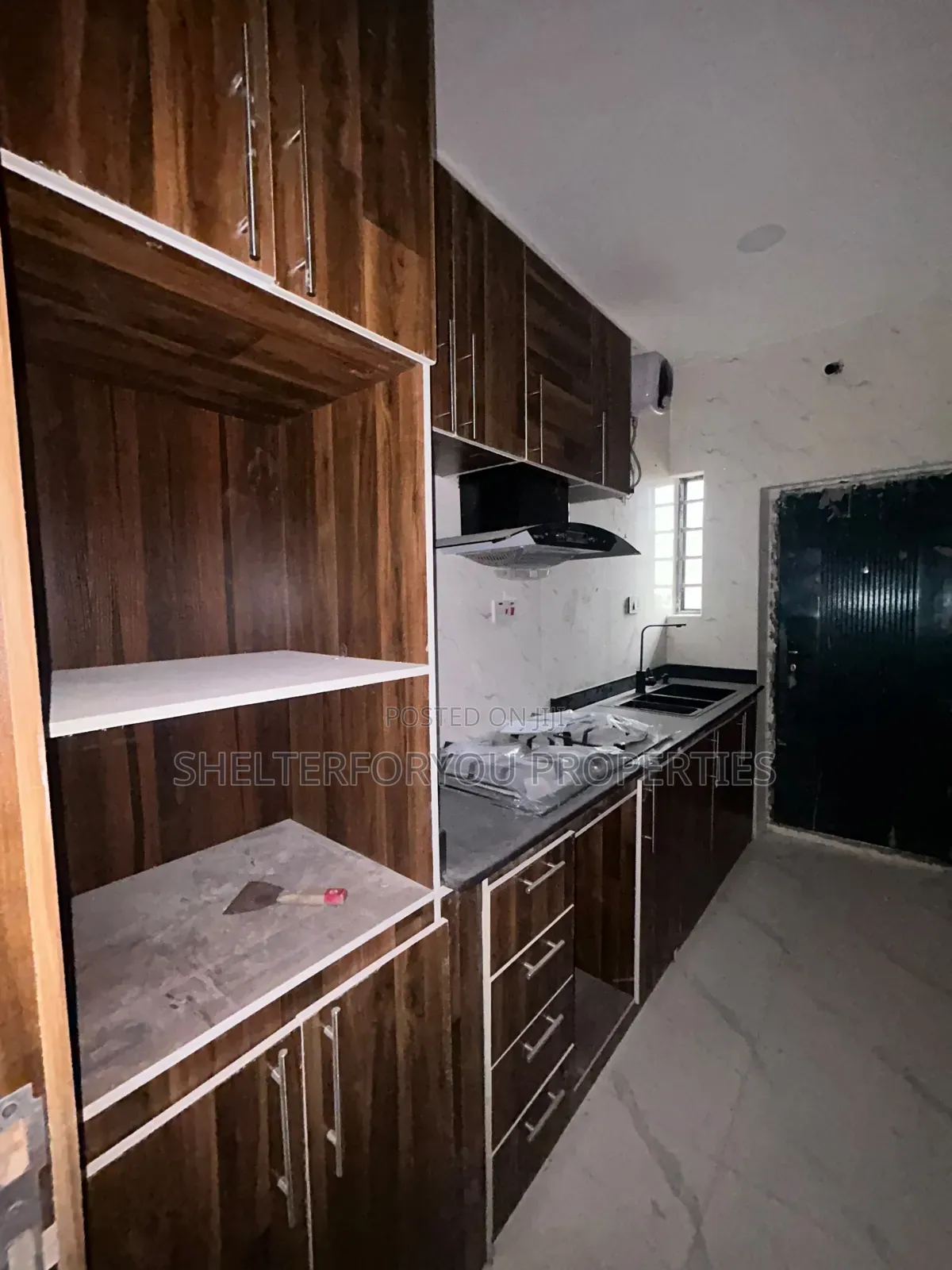 4bdrm Duplex in Lekki Expressway for sale in Lekki Expressway