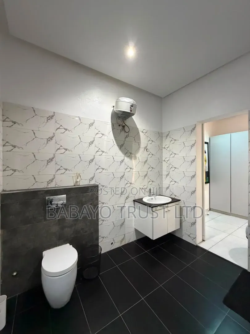 4bdrm Duplex in Lekki Phase 1 for sale in Lekki Phase 1