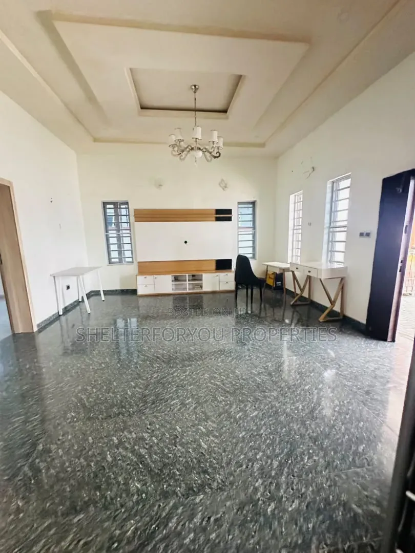4bdrm Duplex in Lekki Expressway for rent in Lekki Expressway