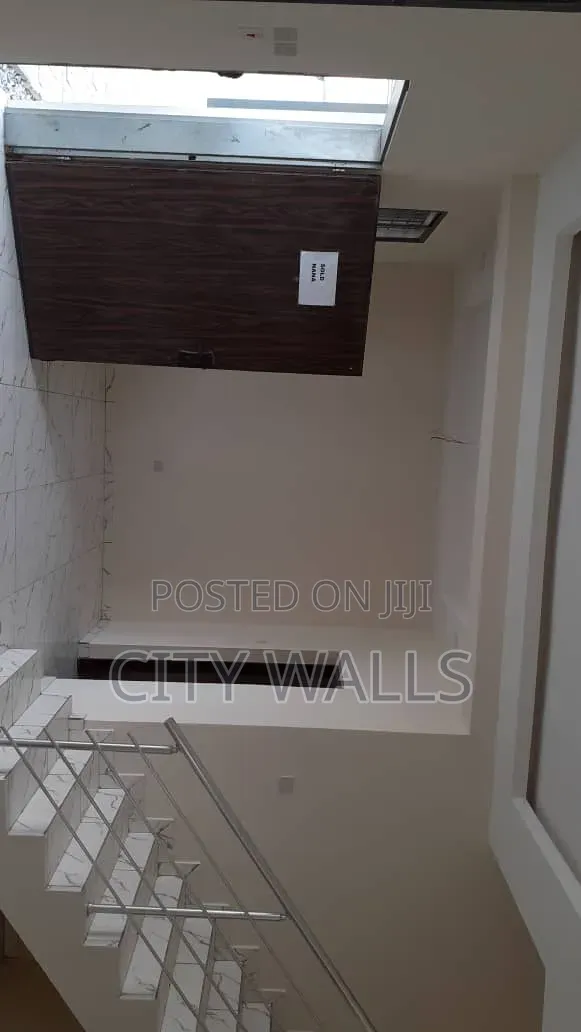 3bdrm Apartment in Chevron for rent in Chevron
