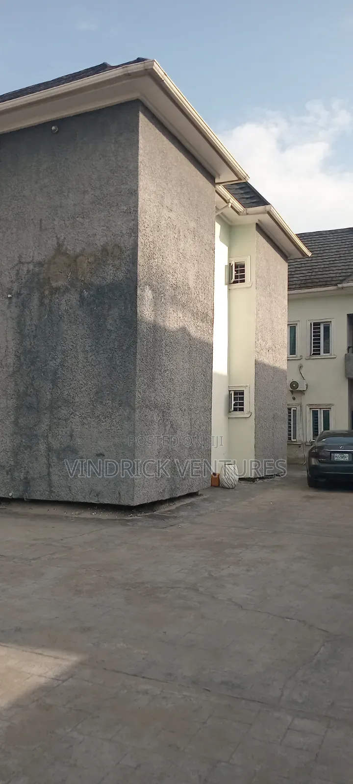 1bdrm Block of Flats in Alaguntan Off Mobil for sale in Ilaje / Lekki