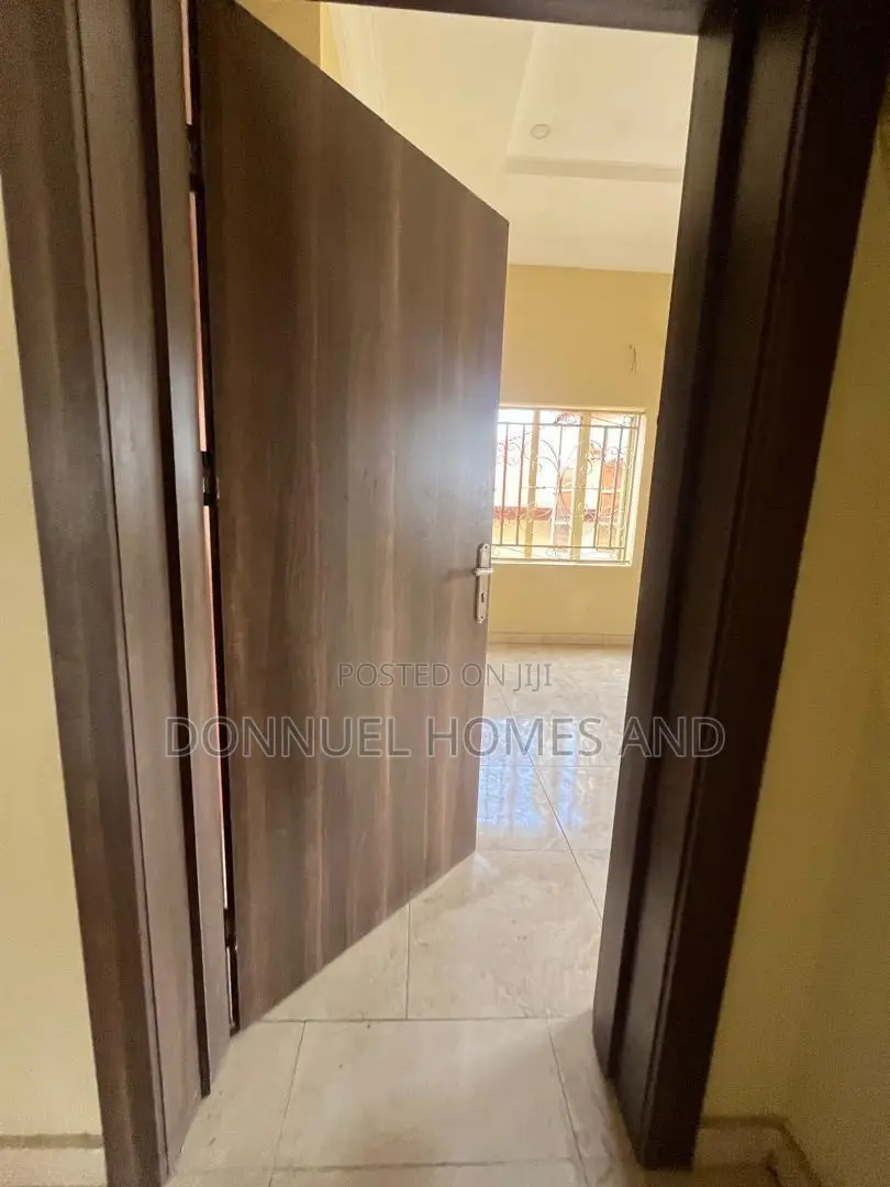 3bdrm Block of Flats in Lekki Phase 1 for rent in Lekki Phase 1