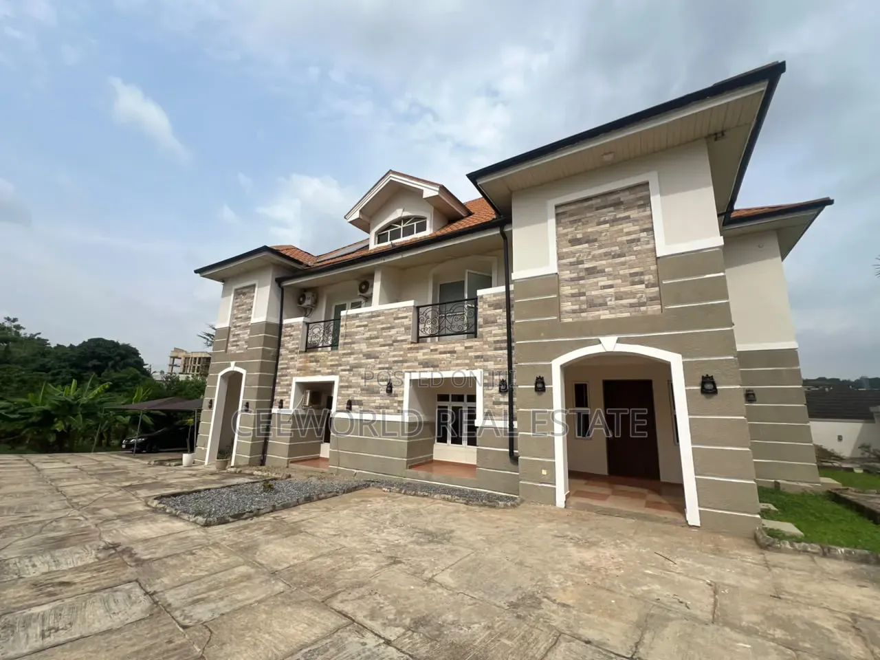 4bdrm Duplex in Agodi Gra for rent in Agodi