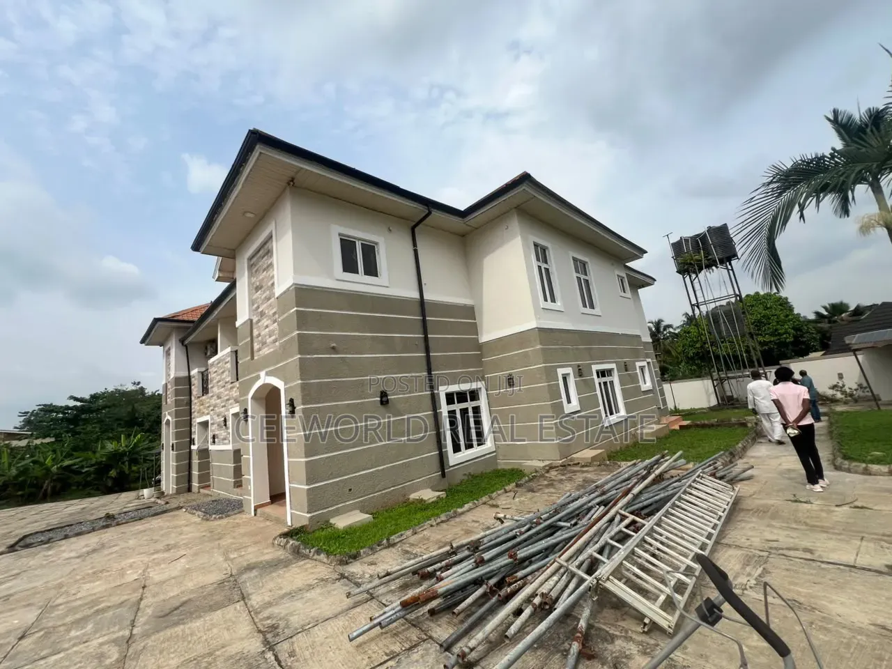 4bdrm Duplex in Agodi Gra for rent in Agodi