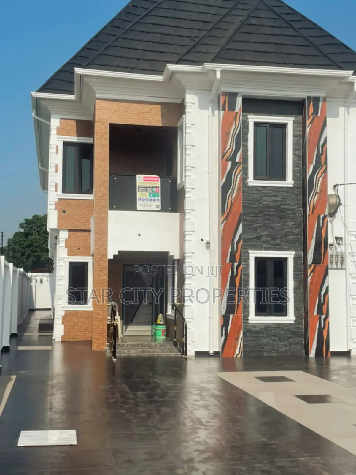 6bdrm Duplex in Alakuko Lagos for sale in Alakuko