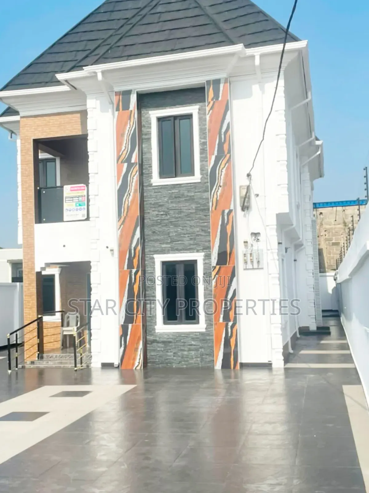 6bdrm Duplex in Alakuko Lagos for sale in Alakuko