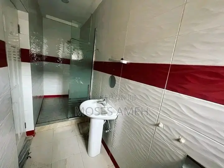 4bdrm Duplex in Idu for rent in Idu
