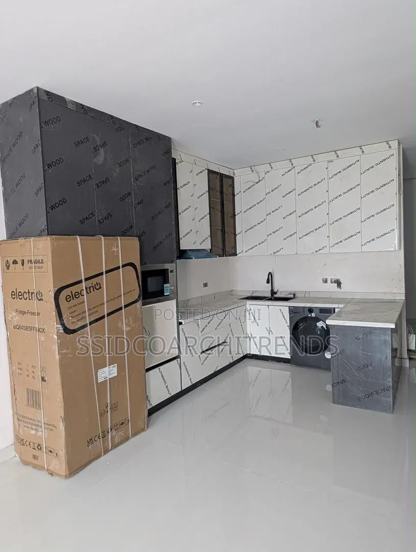 2bdrm Apartment in Call To Access, Ikate for sale in Ikate