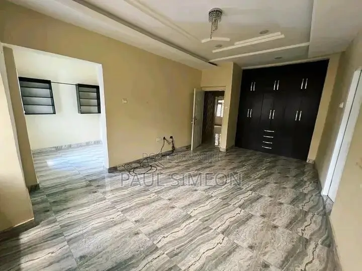 4bdrm Duplex in Idu Industrial for rent in Idu Industrial