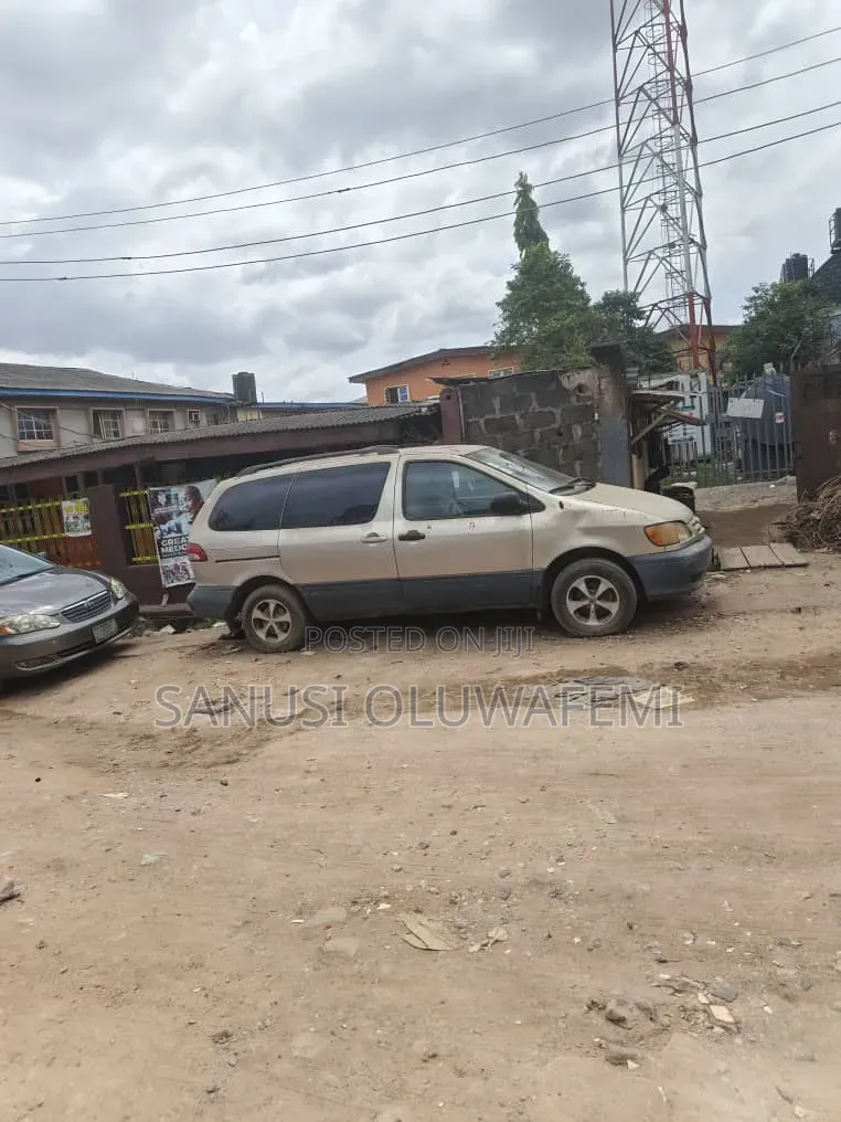 Land for Sale in Mushin in CHallenge / Mushin