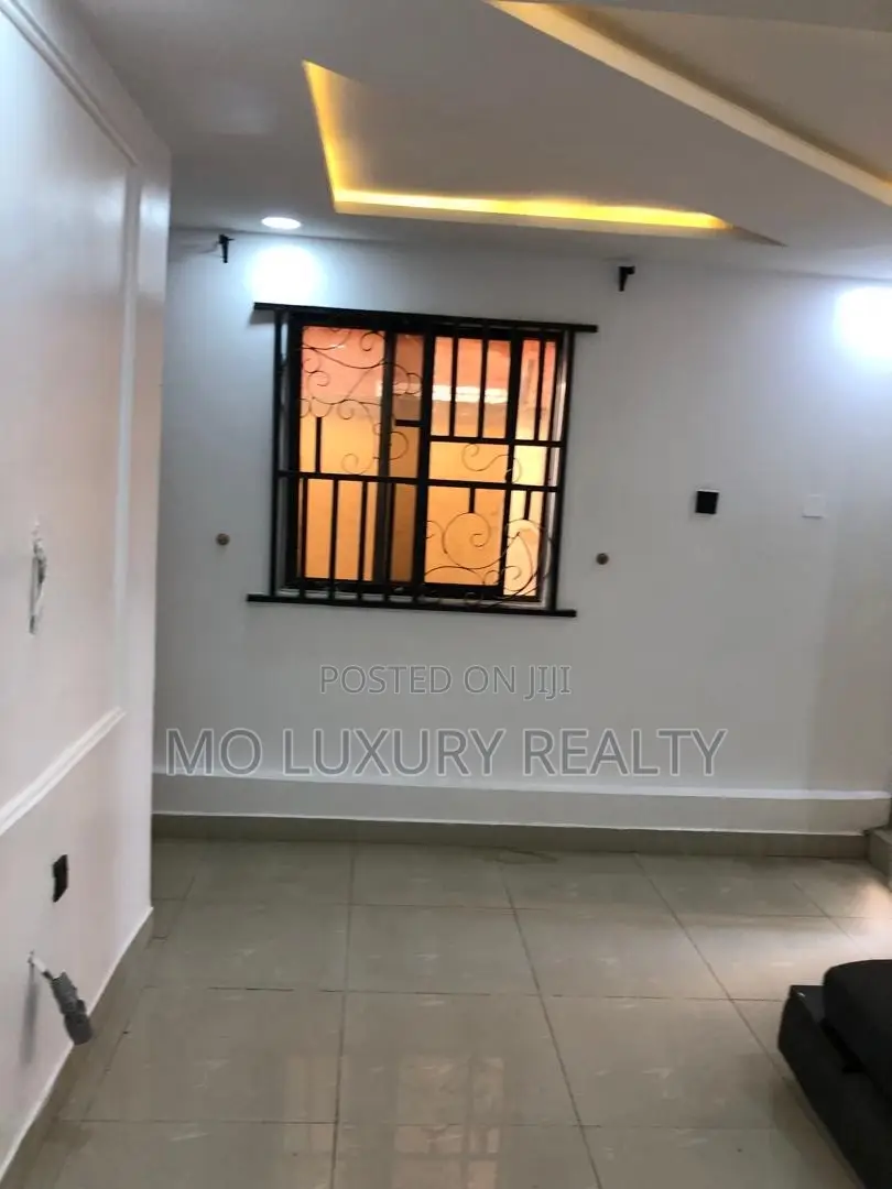 2bdrm Apartment in Lekki Phase 1 for rent in Lekki Phase 1