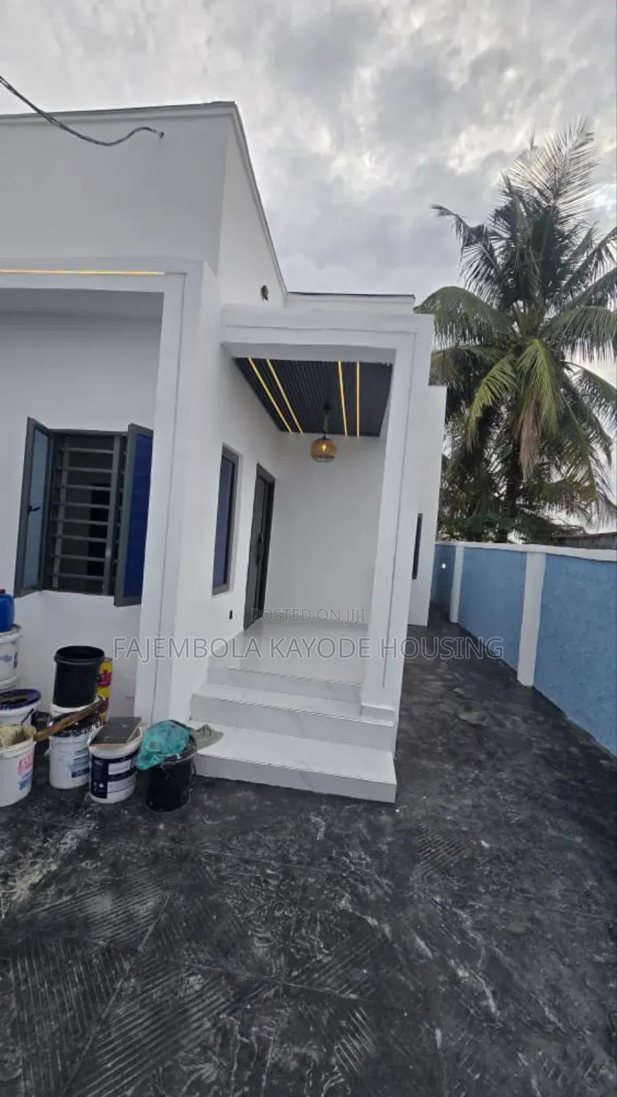 3bdrm Bungalow in Adetokun, Ologuneru for sale in Ologuneru