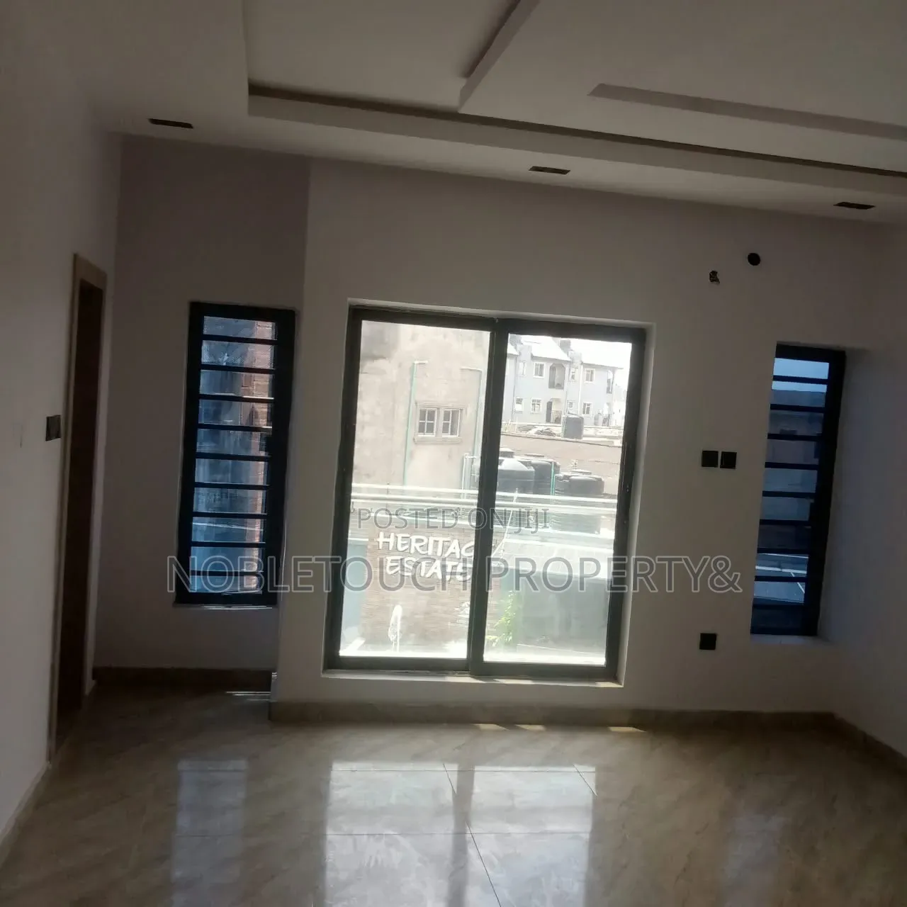 2bdrm Duplex in Lasu Igando Road, Akesan for sale in Akesan