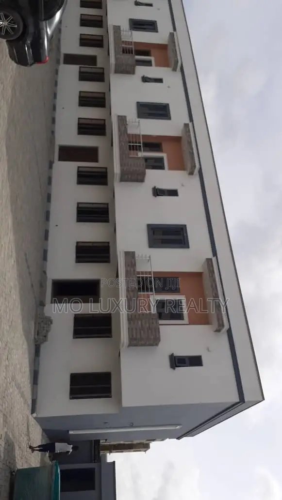 3bdrm Townhouse / Terrace in Chevron for rent in Chevron
